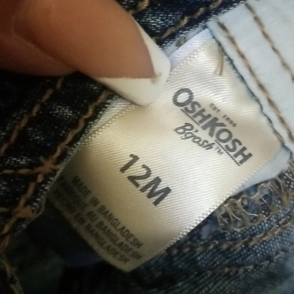 Oshkosh‎ overall size 12mo